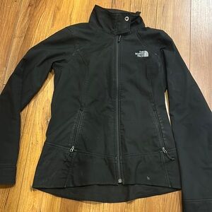 The North Face Women’s Light Jacket